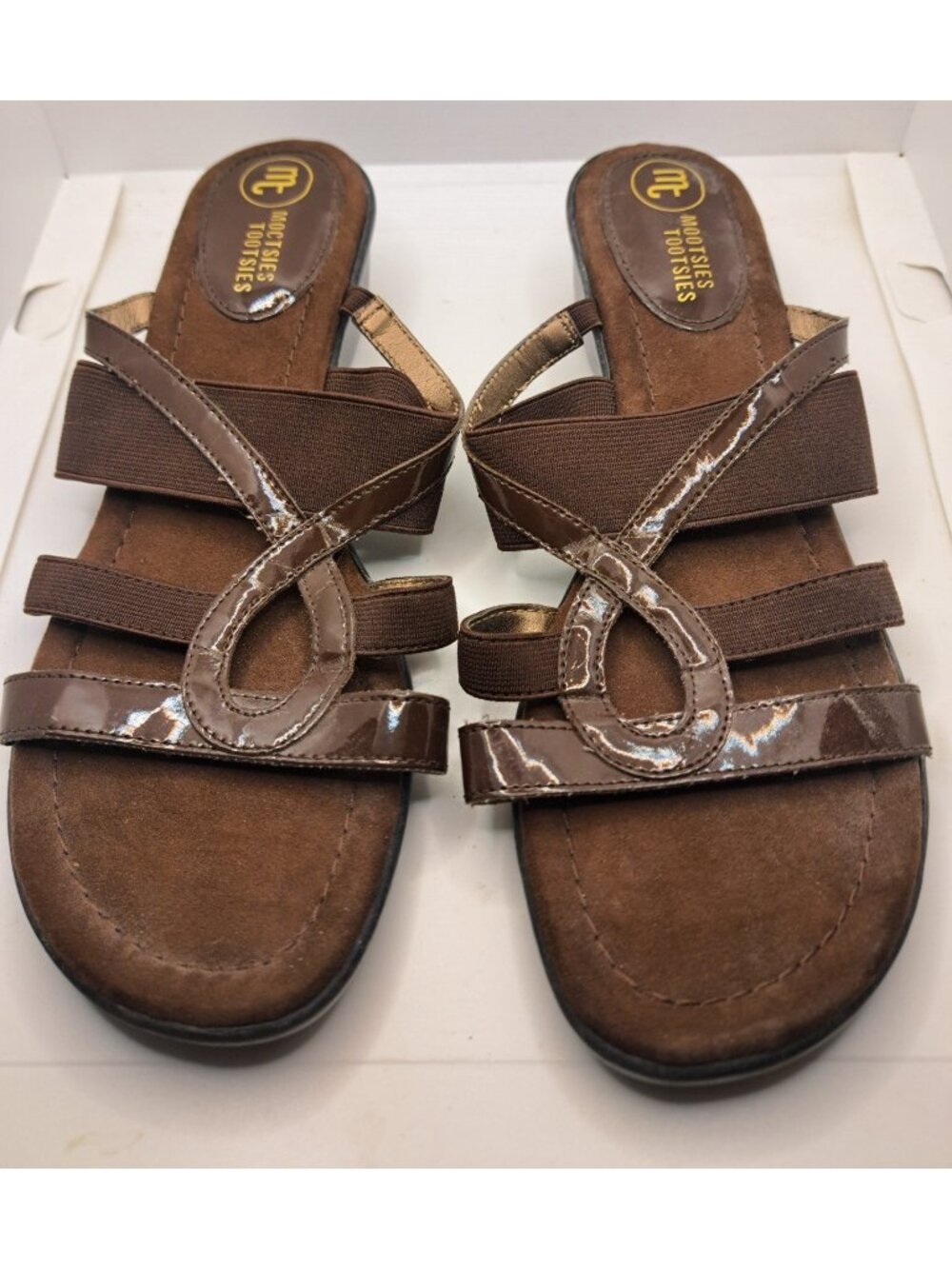 Women’s Mootsies Tootsies Brown Sandals Slides Shoes 7. 5 M Faux Patent Leather